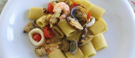 Mezze maniche ai frutti di mare