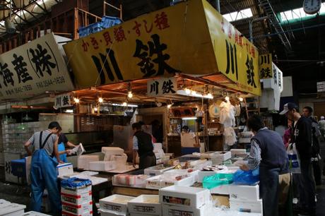 Il mercato del pesce di Tsukiji