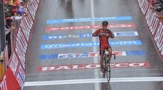 Giro d'italia 2015: Gilbert vince sul Monte Berico, Aru perde secondi