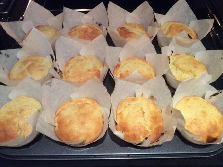 MUFFIN AL LIMONE CON CUORE DI MARMELLATA DI CEDRO