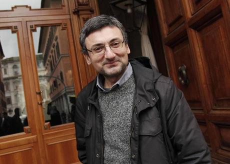 Il senatore Fabrizio Bocchino, gruppo misto, vicepresidente VII Commissione Senato