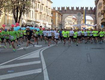 Verona/ “33^ Straverona 2015″. Partecipa l’85° RAV