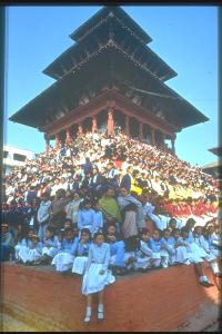 shiva temple ora distrutto Kathmandu basantapur 