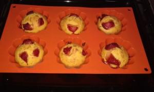 Mini muffin alle fragole senza glutine