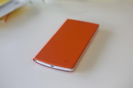 One Plus rilascia gli accessori ufficiali per il suo Plus One! 640x426xoneplus-one-flip-cover-1024x682.jpg.pagespeed.ic.jCU_DsqhS3