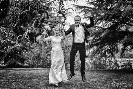 Bride and groom Mari Crea Photography