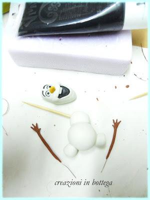 Scultura Frozen (Elsa, Sven e Olaf)