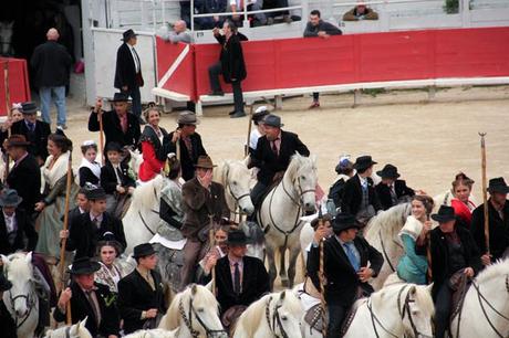 festa dei gardians_arles_camargue_viaggiandovaldi