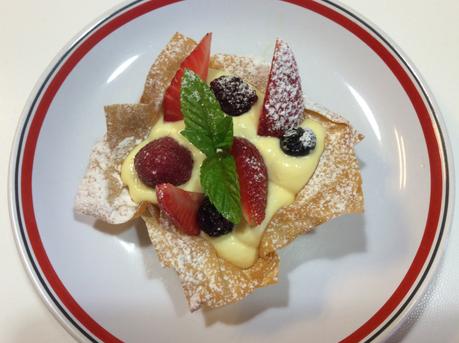 CESTINI DI PASTA FILLO CON CREMA AL MASCARPONE E FRUTTI DI BOSCO