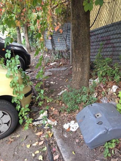 Zona Battistini dopo l'incidente. Chi è che abita davvero in un campo rom, gli zingari o i romani? Zona Battistini dopo l'incidente. Chi è che abita davvero in un campo rom, gli zingari o i romani?