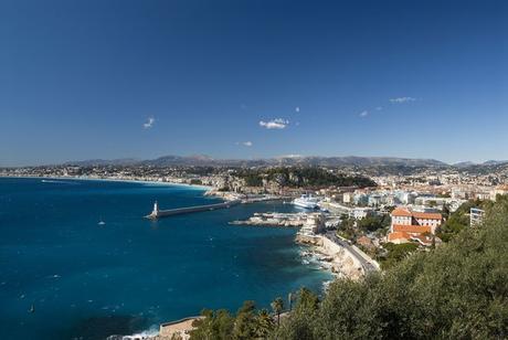 Nizza - Panorama Generale by Nice Tourisme Nizza: Costa Azzurra low-cost