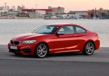 2015 BMW 2 Series Convertible as Exclusive Cabriolet Vehicle