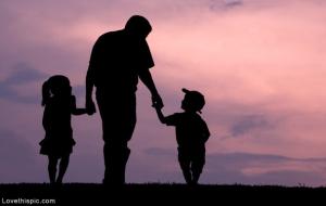 Recensione: La tentazione di essere felici di Lorenzo Marone 14495-Father-And-Kids