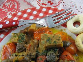 Spezzatino di seitan con pomodorini e capperi  / Stew seitan with tomatoes and capers