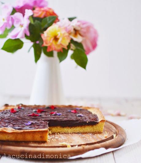 CARAMEL AND CHOCOLATE TARTS CARAMEL AND CHOCOLATE TARTS