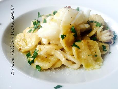 Gnocchi ricci di Amatrice con seppie , pecorino romano e prezzemolo