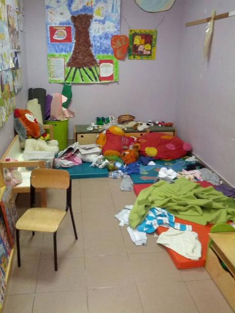 La scuola Val di Lanzo a Conca d'Oro saccheggiata per la settima volta. Le testimonianze dei genitori, le foto, le promesse non mantenute dal presidente Marchionne La scuola Val di Lanzo a Conca d'Oro saccheggiata per la settima volta. Le testimonianze dei genitori, le foto, le promesse non mantenute dal presidente Marchionne