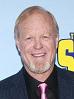 Bill Fagerbakke di “Coach” torna nel revival NBC