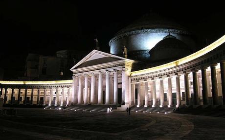 Sogno di una notte di mezza Estate: rituali e degustazioni al Centro storico di Napoli