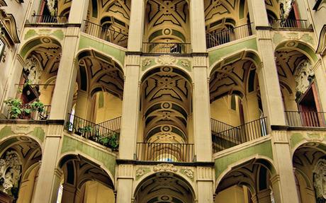 Le scale monumentali dei palazzi di Napoli | Scoprire Napoli