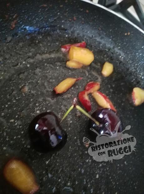 Ravioli dolci con crumble di ciliegie e Parmigiano Reggiano 12 Mesi #PRChef2015 Ravioli dolci con crumble di ciliegie e Parmigiano Reggiano 12 Mesi #PRChef2015