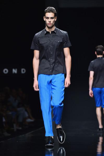 JOHN RICHMOND UOMO COLLEZIONE PRIMAVERA ESTATE 2016 MILANO FASHION WEEK MODA UOMO