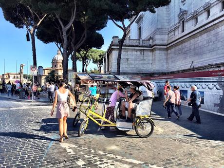 I risciò come i camion bar. Ecco come si crea dal nulla uno scempio decennale alla romana. Possiamo seguirlo dall'inizio