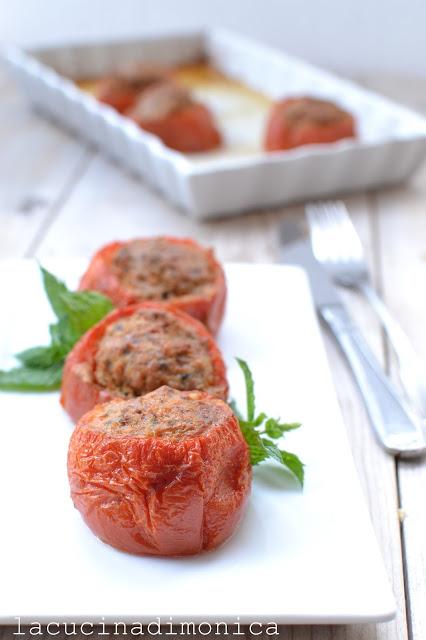 pomodori ripieni di carne pomodori ripieni di carne