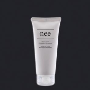 Nee Make Up : Basic Nail e Nail Polish Nee Make Up : Basic Nail e Nail Polish