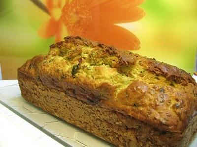 LA VITA FACILE SOLO PERCHE' ERA OMAGGIO - PLUMCAKE ARMONIA CON ERBETTE FRESCHE E SALMONE - GREEN HARMONY PLUM CAKE WITH SALMON