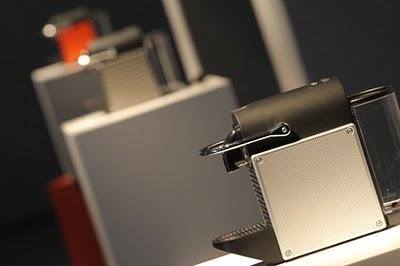 DESIGN | Pixie, la Nespresso presenta la nuova macchina da caffè DESIGN | Pixie, la Nespresso presenta la nuova macchina da caffè