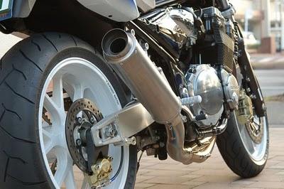 Suzuki Bandit 1200 by Quarter Suzuki Bandit 1200 by Quarter