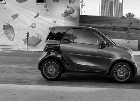 Neopatentato a chi? La nuova Smart Fortwo Black Passion è adatta a tutti gli stili di guida