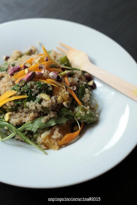 Quinoa con asparagi, rucola e arancia quinoa-con-asparagi-arancia-e-rucola