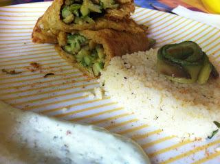 Cuscus al profumo d'estate con cannolo di farina di lupini alle zucchine saporite, e veg maionese ai capperi