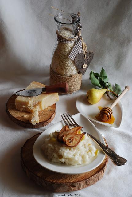 Risotto Parmigiano e pere caramellate al miele |  Parmigiano & Honey Caramelized Pears Risotto