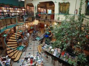 Le case dei libri #18 – Librería (Cafebreria) el Pèndulo elpendulo