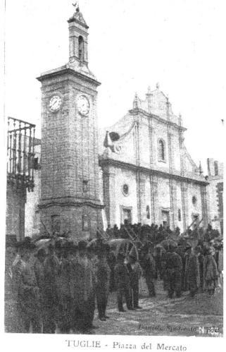 Tuglie: crisi economica e ampliamento del territorio Tuglie Piazza del Mercato