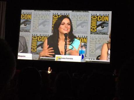 News | San Diego Comic Con: Il Panel di Once Upon a Time CJpqUz8UMAECoTP