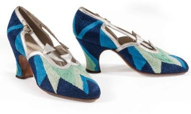 Court shoes, 1925. Courtesy Musée de la Mode et du Textile, Paris