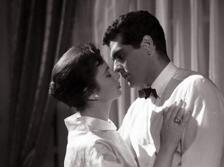 Omar Sharif l’egiziano, il cristiano, il musulmano Omar Sharif negli anni Cinquanta con la moglie, l'attrice Faten Hamama.