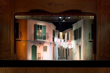 AllOpera debutta a Bologna con il Barbiere di Siviglia di Rossini AllOpera debutta a Bologna con il Barbiere di Siviglia di Rossini