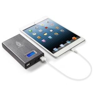 Intocircuit® 2nd Gen Power Castle 15000mAh: recensione caricatore portatile USB Intocircuit® 2nd Gen Power Castle 15000mAh: recensione caricatore portatile USB