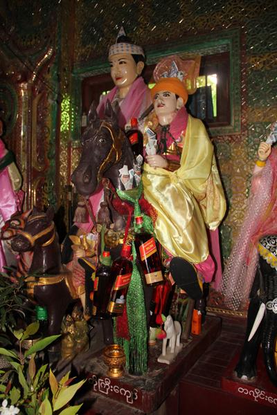 Birmania (1°parte – Yangon, Golden Rock, Bago, Monte Popa, Bagan) Birmania_viaggiandovaldi