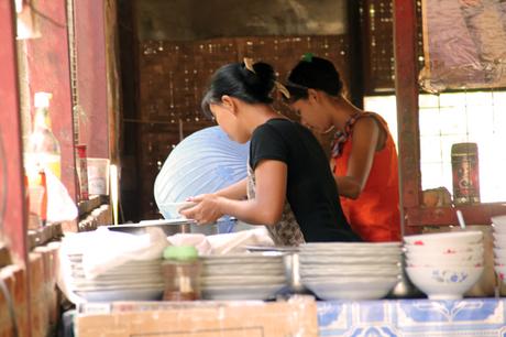 Birmania (1°parte – Yangon, Golden Rock, Bago, Monte Popa, Bagan) Birmania_viaggiandovaldi