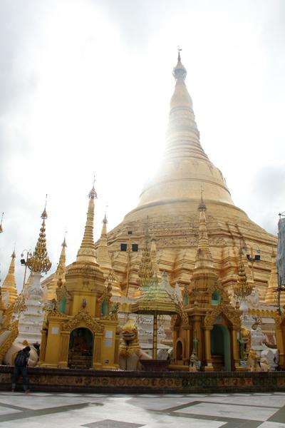 Birmania (1°parte – Yangon, Golden Rock, Bago, Monte Popa, Bagan) Birmania_viaggiandovaldi
