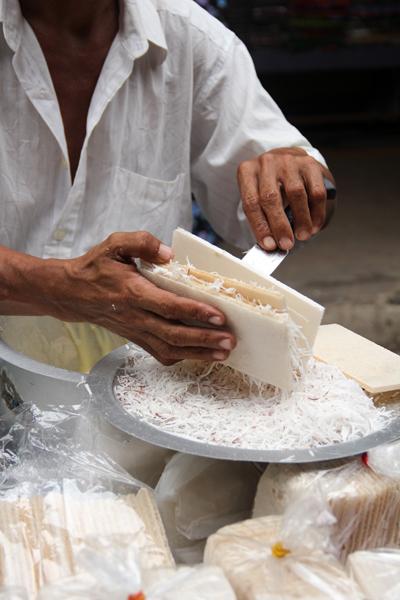 Birmania (1°parte – Yangon, Golden Rock, Bago, Monte Popa, Bagan) Birmania_viaggiandovaldi