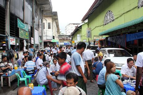 Birmania (1°parte – Yangon, Golden Rock, Bago, Monte Popa, Bagan) Birmania_viaggiandovaldi