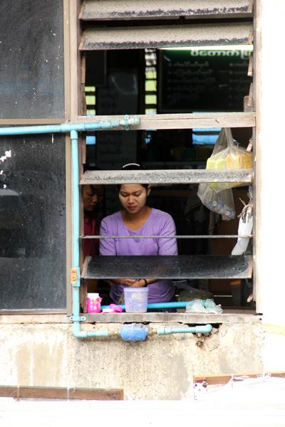 Birmania (1°parte – Yangon, Golden Rock, Bago, Monte Popa, Bagan) Birmania_viaggiandovaldi