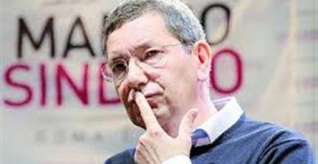 Soldi e case agli immigrati, e quando le donne?. Agli italiani no, tasse e povertà! Soldi e case agli immigrati, e quando le donne?. Agli italiani no, tasse e povertà!